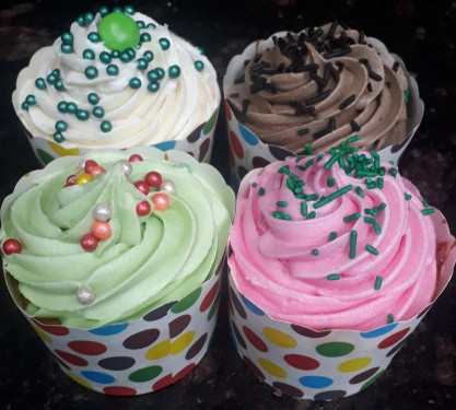 Cup Cakes [Eggless]