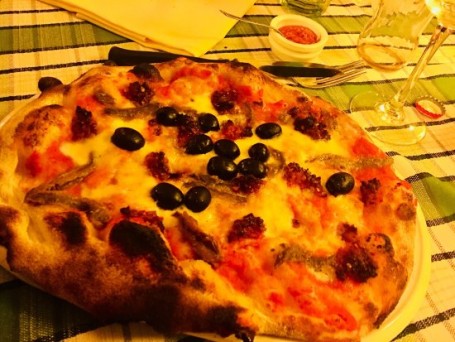 Pizza Emiliana
