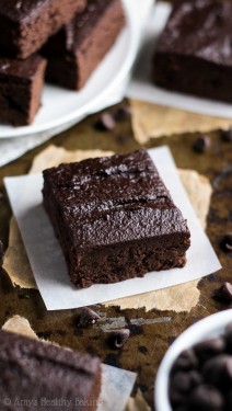 Reichhaltiger Schokoladen-Brownie