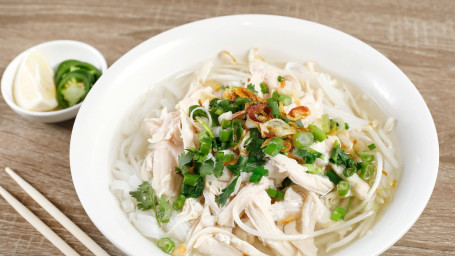 5. Chicken Pho 5. Jī Ròu Fěn Phở Gà