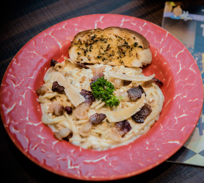 Spaghetti Carbonara (Pork)