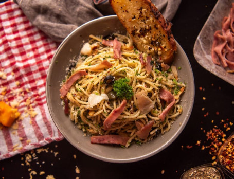 Bacon And Ham Spaghetti Aglio Oglio