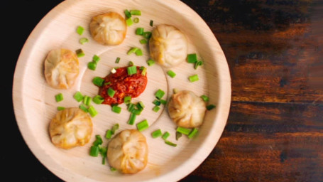 Veg Schezwan Momo [6Pcs]