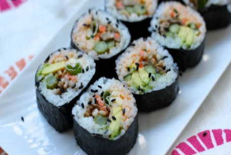 Wild Mushroom Maki 6 Pcs