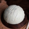 Weißes Schokoladen-Pinata-Smash-Kuchen-Ei