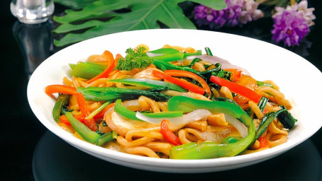 Vegetable Stir-Fry With Noodle Shū Cài Chǎo Miàn