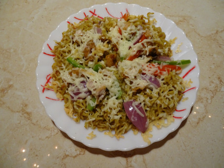 Chicken Maggi Pan Pizza (Single)