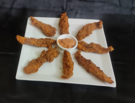 8 Pcs Boneless Crispy Fried Chicken Strips With Dip