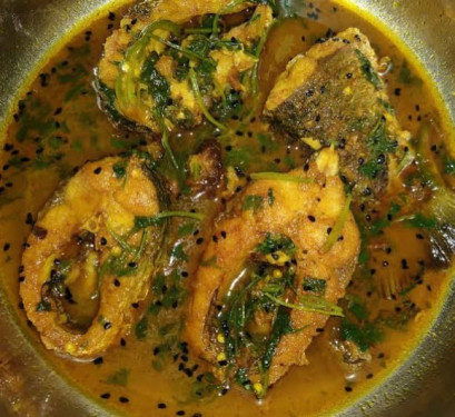 Rui (Rohu) Macher Jhol