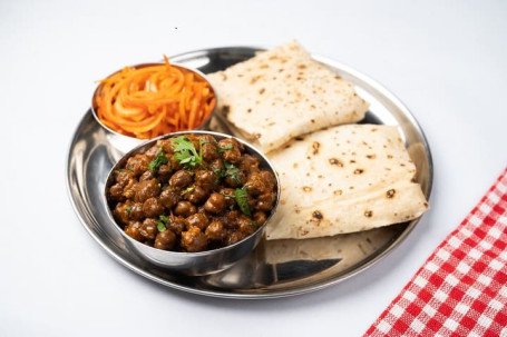 Pindi Chana Masala Rumali Roti Combo