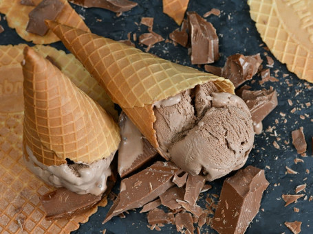 Natural Chocolate Ice Cream (100 Ml)