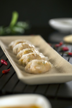 Thai Style Chicken Dumplings (6 Pcs)