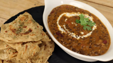 2 Plain Parathas With Dal Makhani