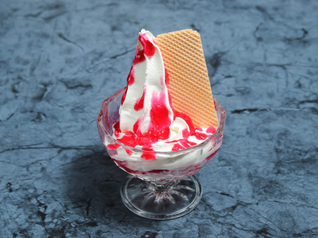 Erdbeer-Delight-Eis