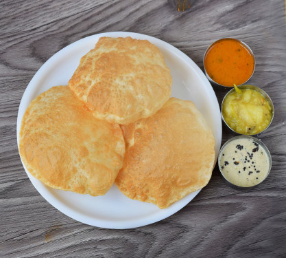 Poori Potato (2 Pcs)