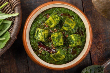 Palak Paneer (Serves 2-3)