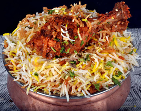 Hyderabadi Chicken Dum Ka Biryani (Regular 750 Ml)