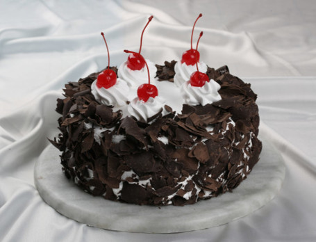 Black Forest Cake Eggless (500 Gms)