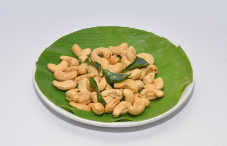 Salt Cashew Nuts (100 Gms)