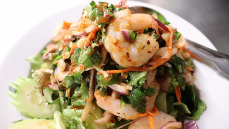 Yum Koung (Spicy Shrimp Salad) (Medium)
