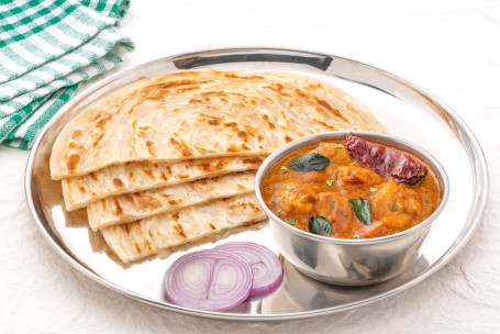 Chicken Karaikudi And Malabar Parotta (2 Pcs)
