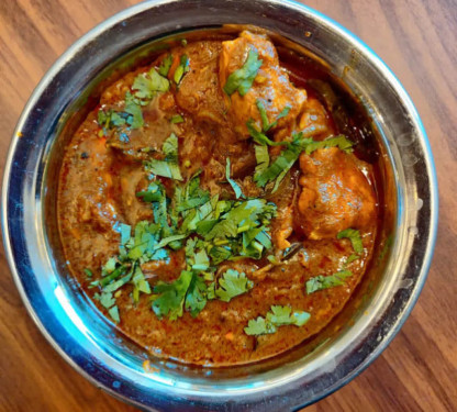 Chicken Sukka Kuzhambu