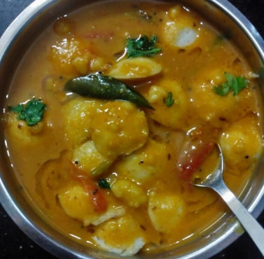 Mini Idly With Ghee Sambhar