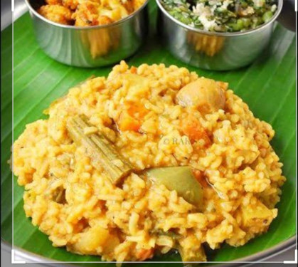 Sambar Rice (Poriyal Pickle Appalam)