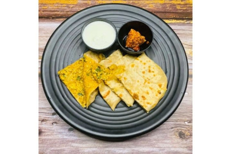 Baby Corn Paneer Paratha