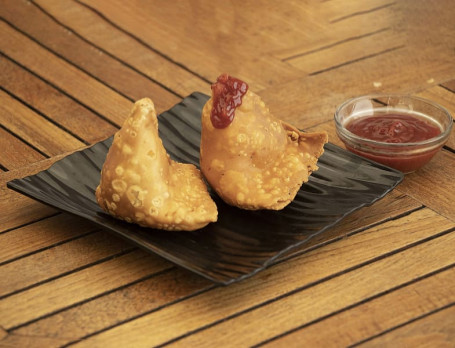 Noodle Samosa [D]