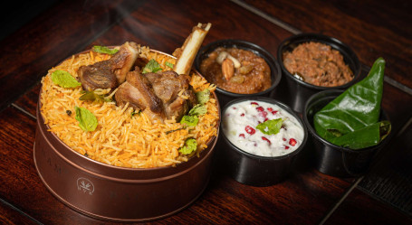 Bvk Aatu Erachi Biryani Mutton Regular Pack Serves 1-2