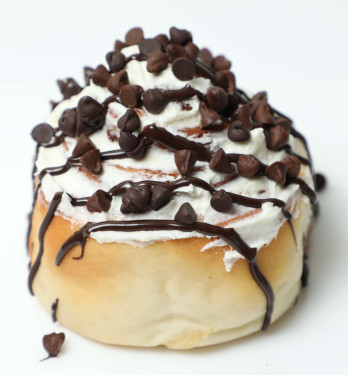 Choco Chips Cinnamon Roll