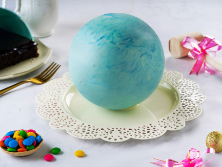 Ozean-Pinata-Kuchen Mit Voller Kuppel