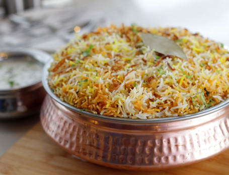 Dum Biryani Without Pieces Family (Serves 3-4)