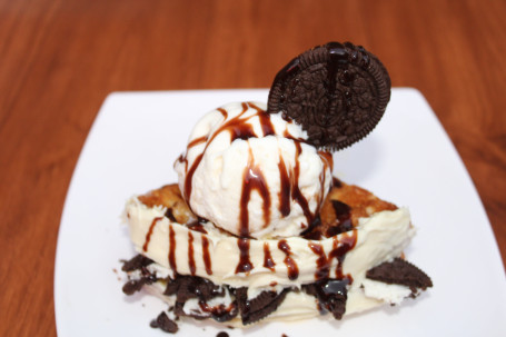 Oreo Cream Sundae