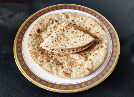 Dal Paratha (Chana Dal Stuffed Paratha)