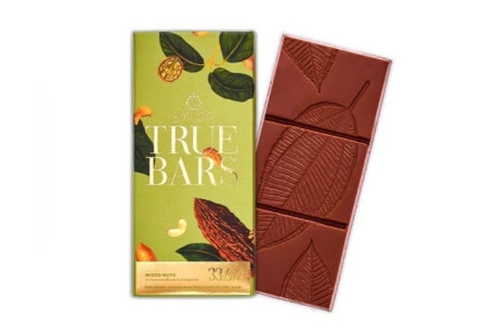 True Bar Mixed Nut With Milk Chocolate