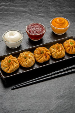 Veg Fried Darjeeling Momos With Momo Chutney