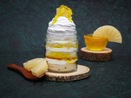 Ananas-Dessert-Miniglas-Kuchen