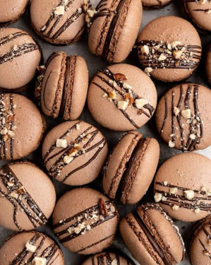 Eggless Coffee Hazelnut Macarons [6 Pieces]