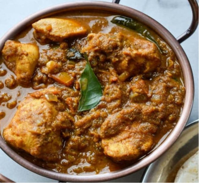 Combo 6: Idliyappam With Malabar Kozhi Curry