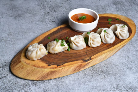 Classic Steam Veg Momo (6 Pcs)