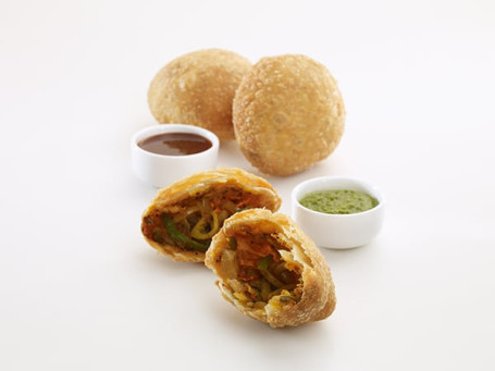 Pyaz Kachori Plate Five Pcs