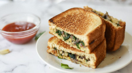 Spinach Mushroom And Cream Cheese Sandwich