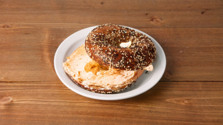 Mamahuhu X Wise Sons Bagel