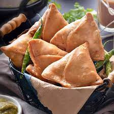 Veg Hot Samosa [2 Pieces]