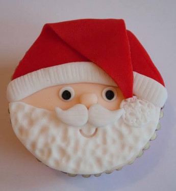 Santa Cup Cake 1 Pcs