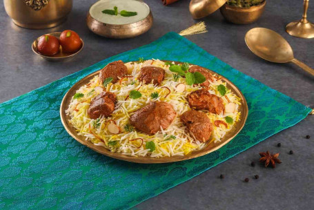 Würziges Dum Gosht Hyderabadi Mutton Dum Biryani, Ohne Knochen, Portionen 2-3]