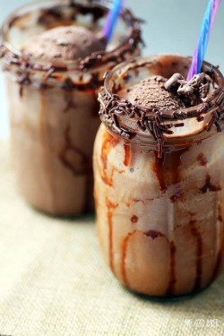 Snickers Bar Shake