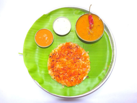 Onion Uthappam (1Pcs)